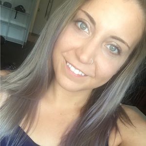 Meet your Posher, Jillian